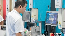 佛山制造業(yè)升級浪潮下，靈科超聲波焊接機(jī)的“智變”與機(jī)遇