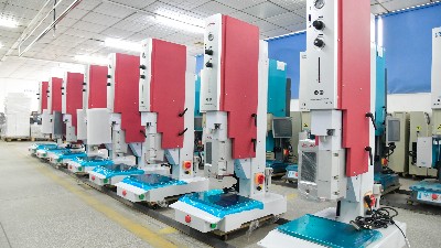 33年專注，全球引領：靈科超聲波焊接機助力新會智造飛躍