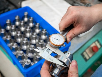 不止于設備：靈科超聲波如何以系統解決方案征服全球市場？